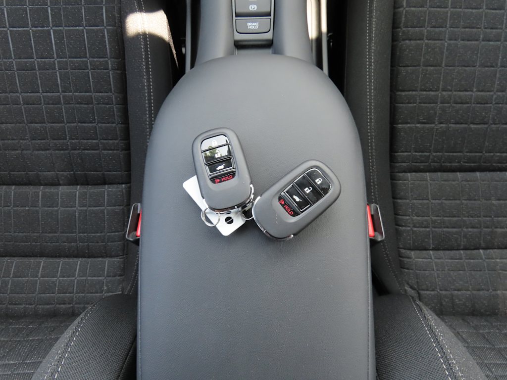 2025 Honda HR-V LX 18