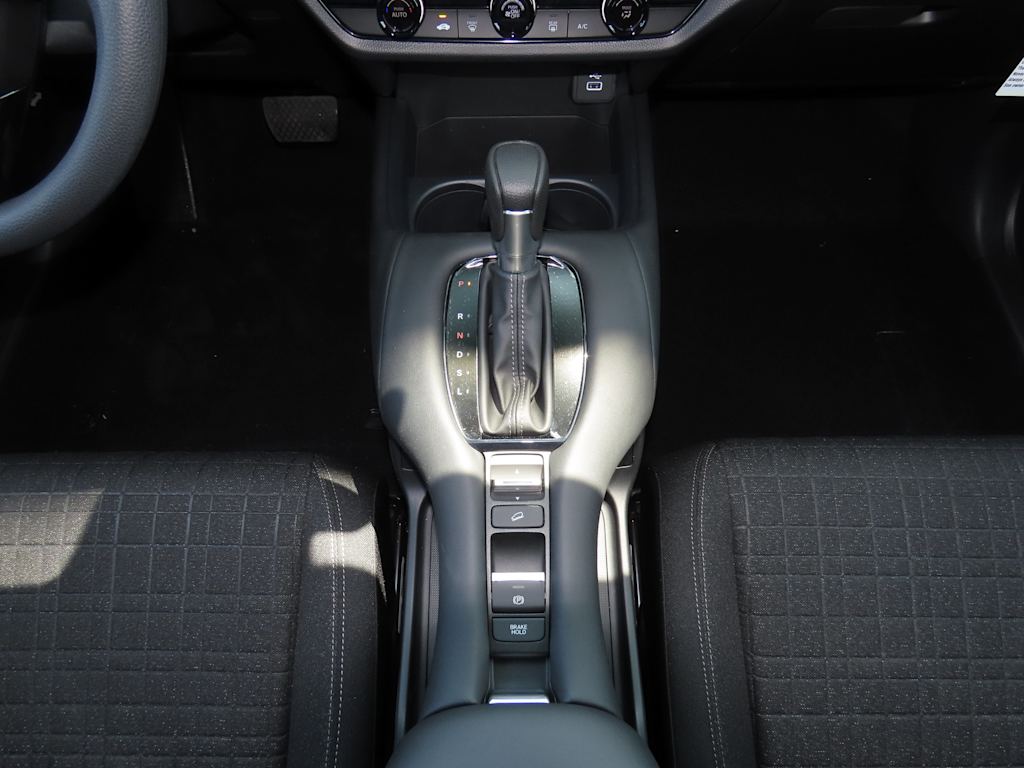 2025 Honda HR-V LX 16
