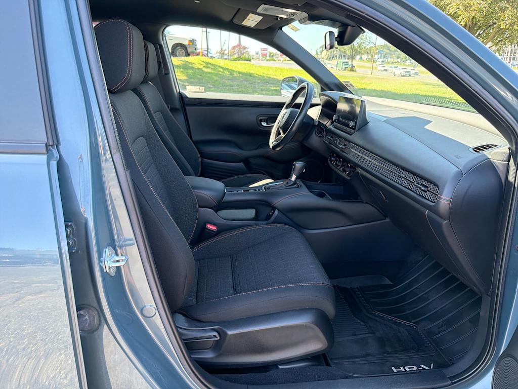 Thumbnail: 2024 Honda HR-V - 10