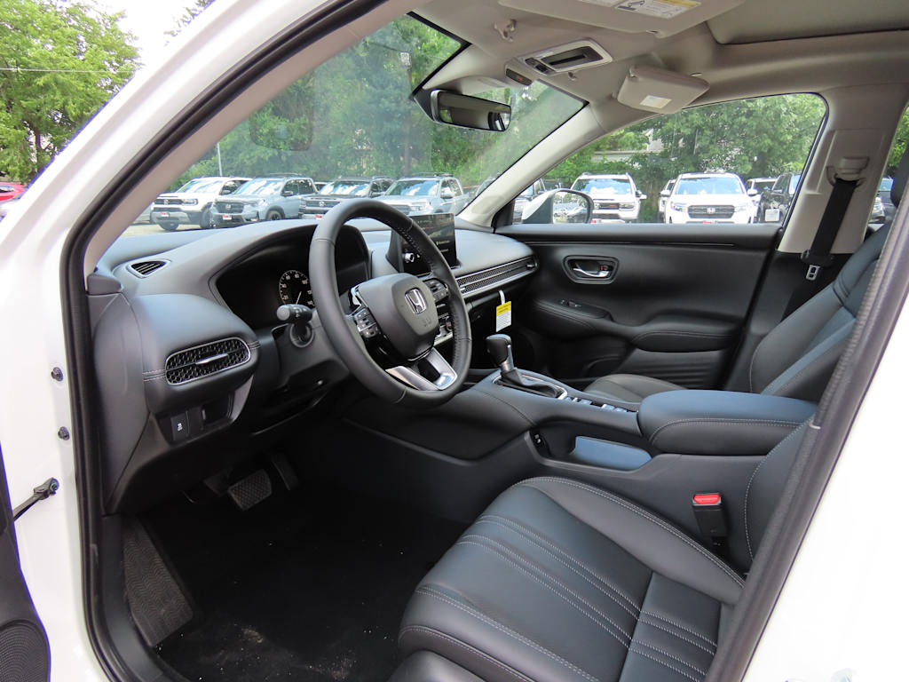 Thumbnail: 2027 Honda HR-V - 2