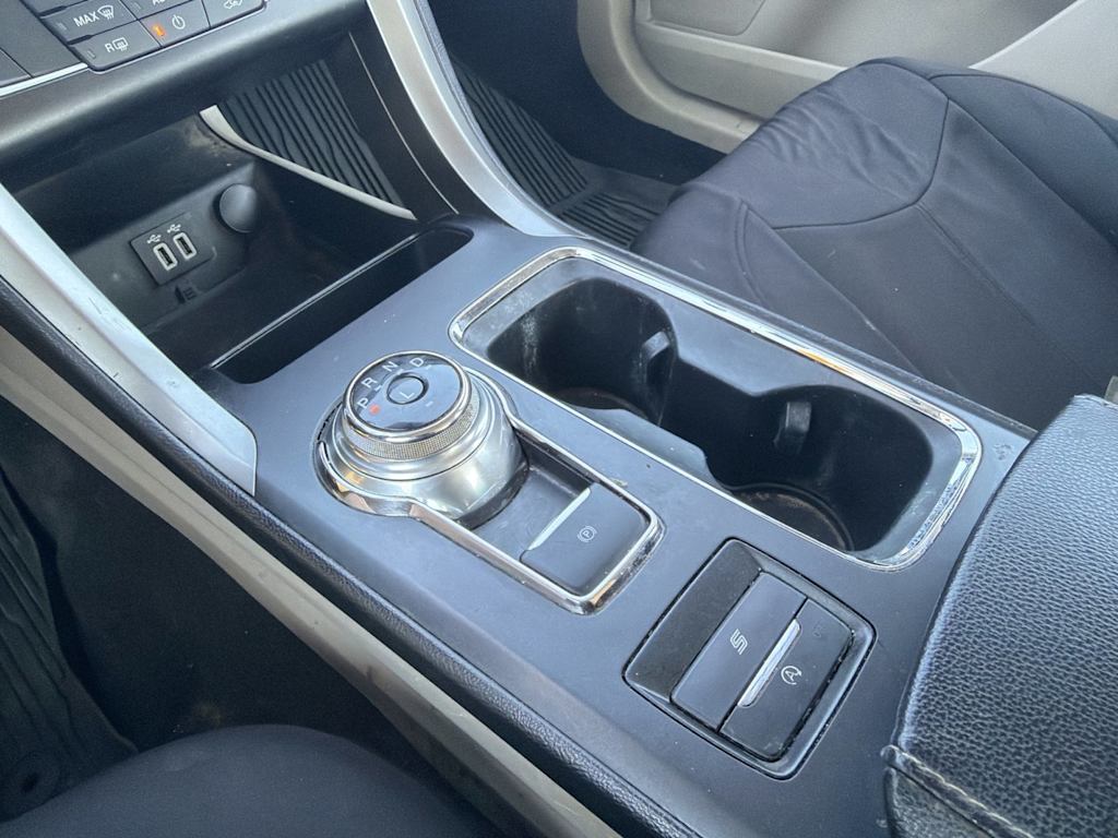 Thumbnail: 2020 Ford Fusion - 12