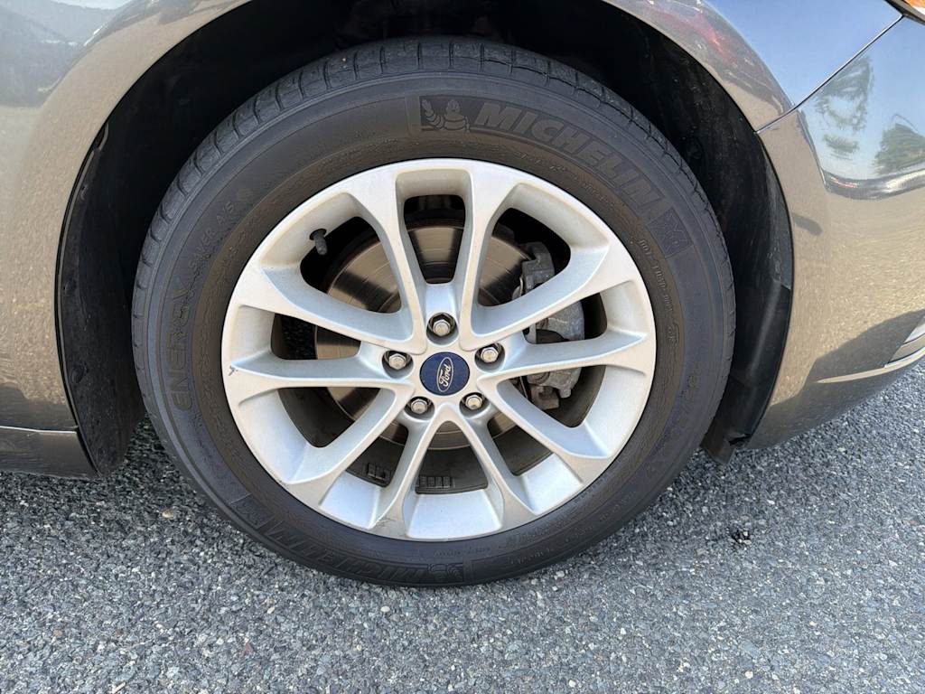 Thumbnail: 2020 Ford Fusion - 26