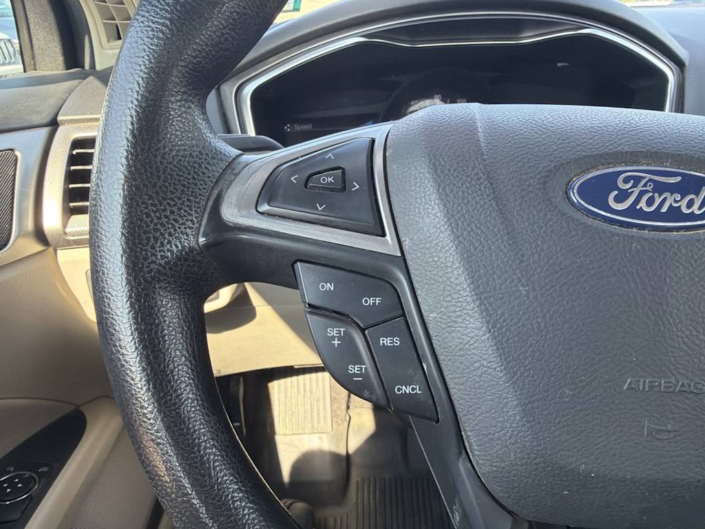 Thumbnail: 2020 Ford Fusion - 21