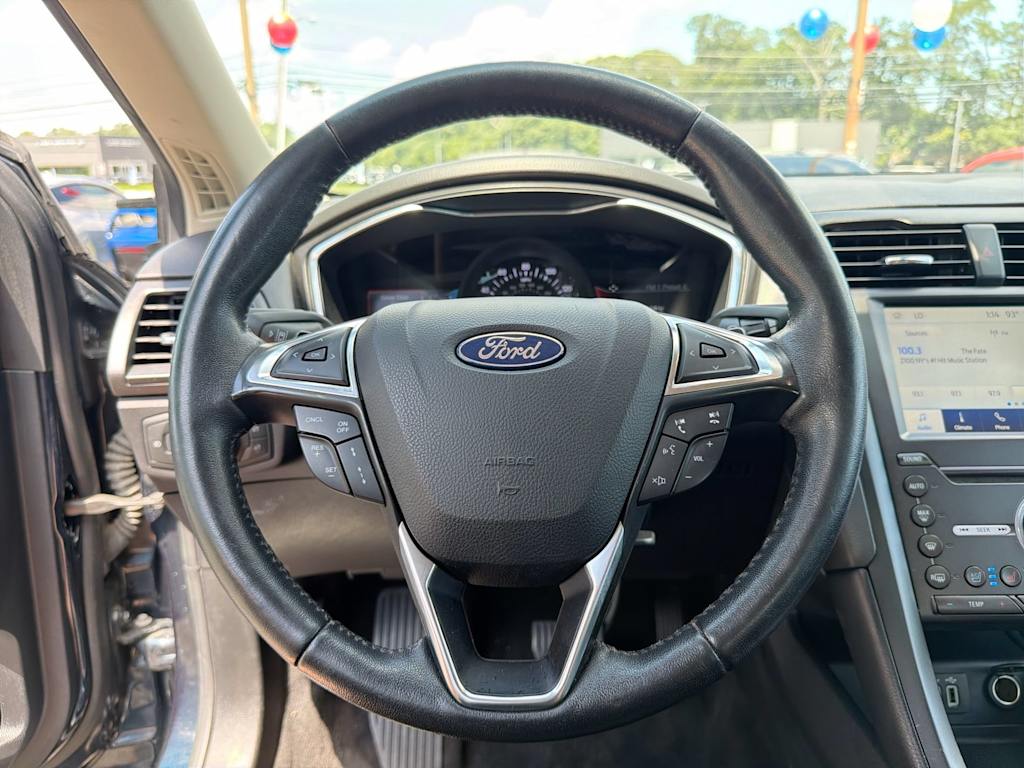Thumbnail: 2020 Ford Fusion - 13