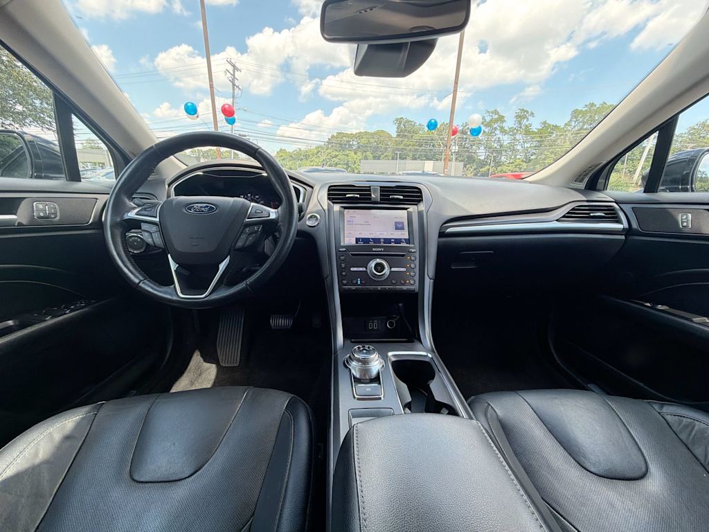 Thumbnail: 2020 Ford Fusion - 12