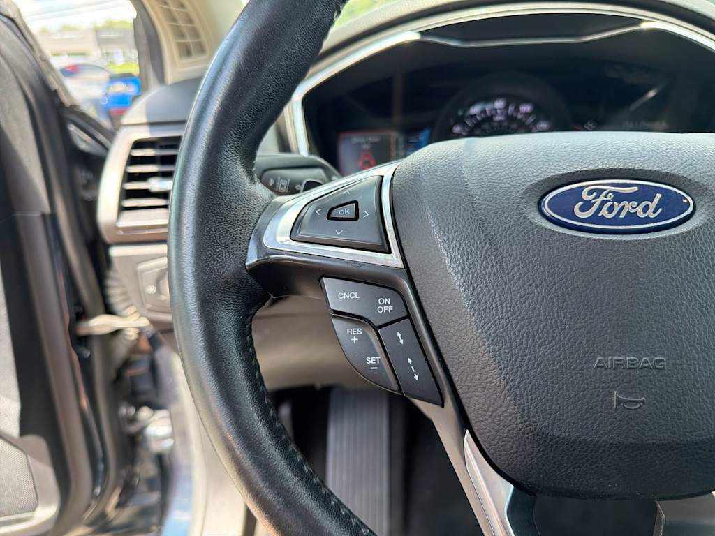 Thumbnail: 2020 Ford Fusion - 31