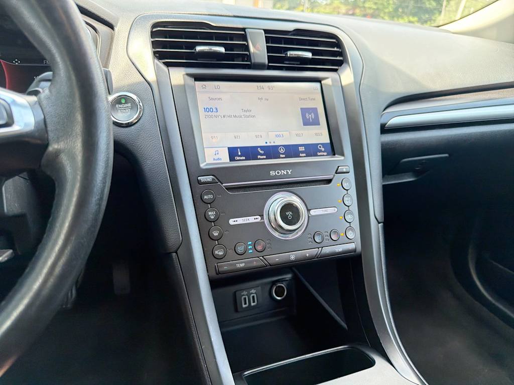Thumbnail: 2020 Ford Fusion - 14