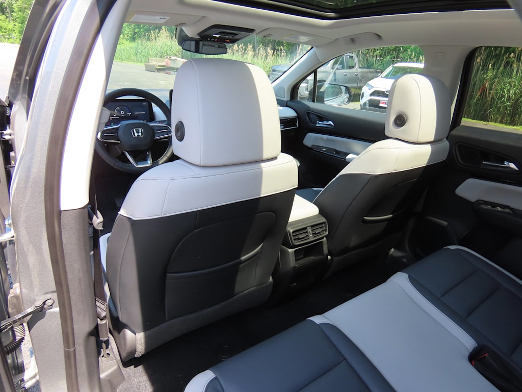 Thumbnail: 2026 Honda Prologue - 18
