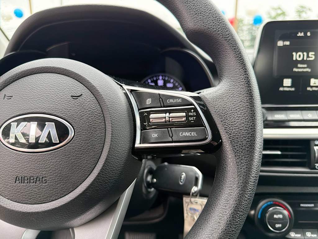 Thumbnail: 2019 Kia Forte - 29