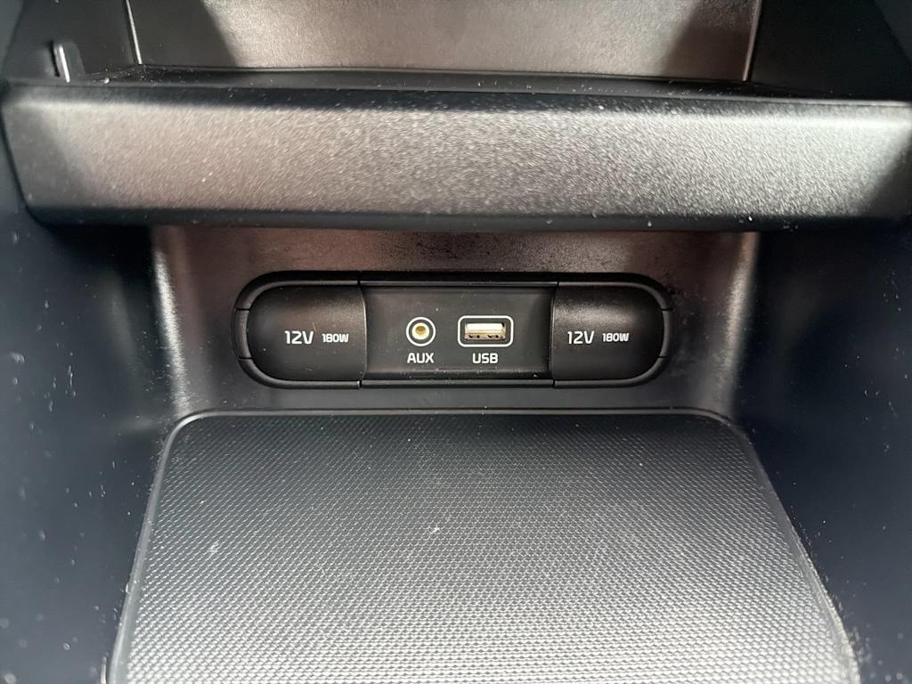 Thumbnail: 2019 Kia Forte - 31