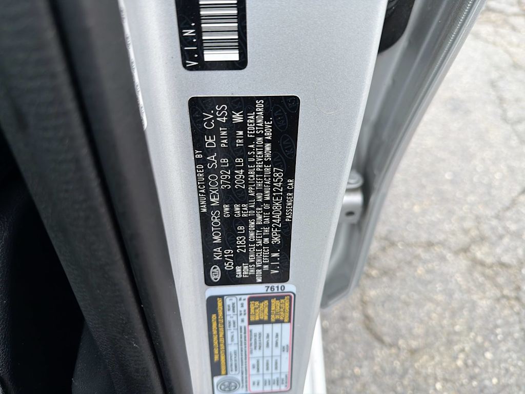 Thumbnail: 2019 Kia Forte - 18