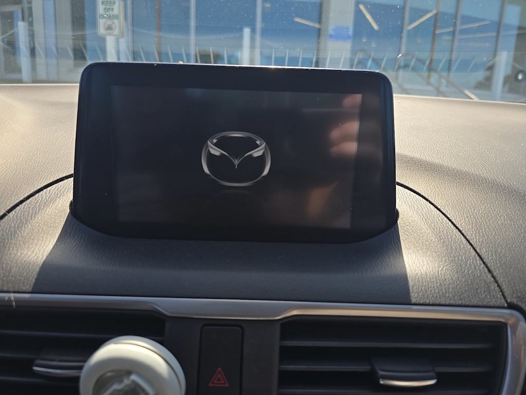 Thumbnail: 2018 Mazda Mazda3 - 9