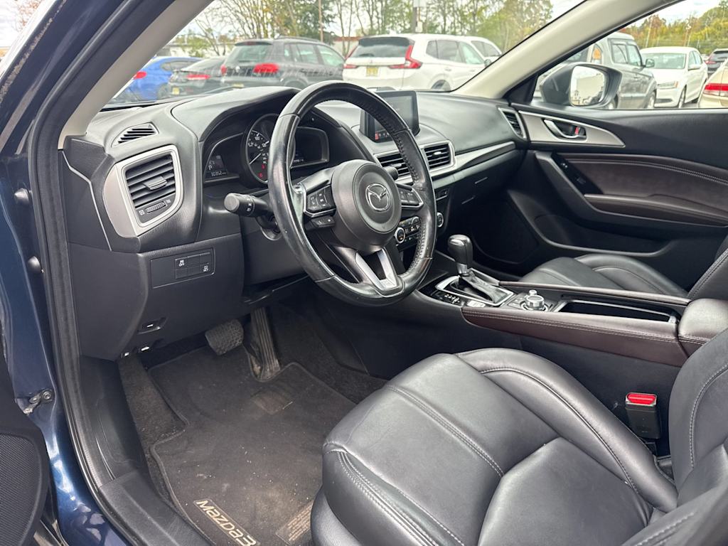 Thumbnail: 2018 Mazda Mazda3 - 2