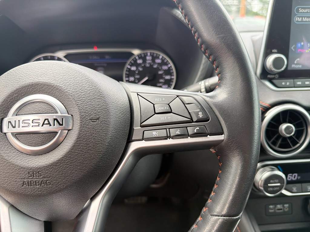 Thumbnail: 2023 Nissan Sentra - 32