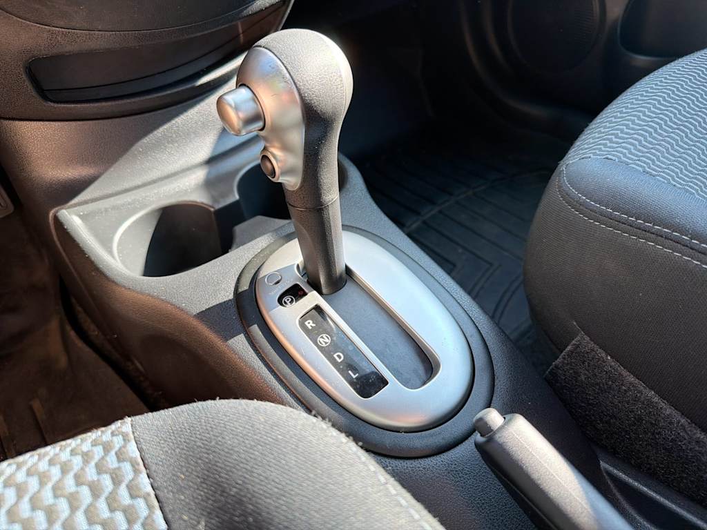 Thumbnail: 2016 Nissan Versa Note - 16