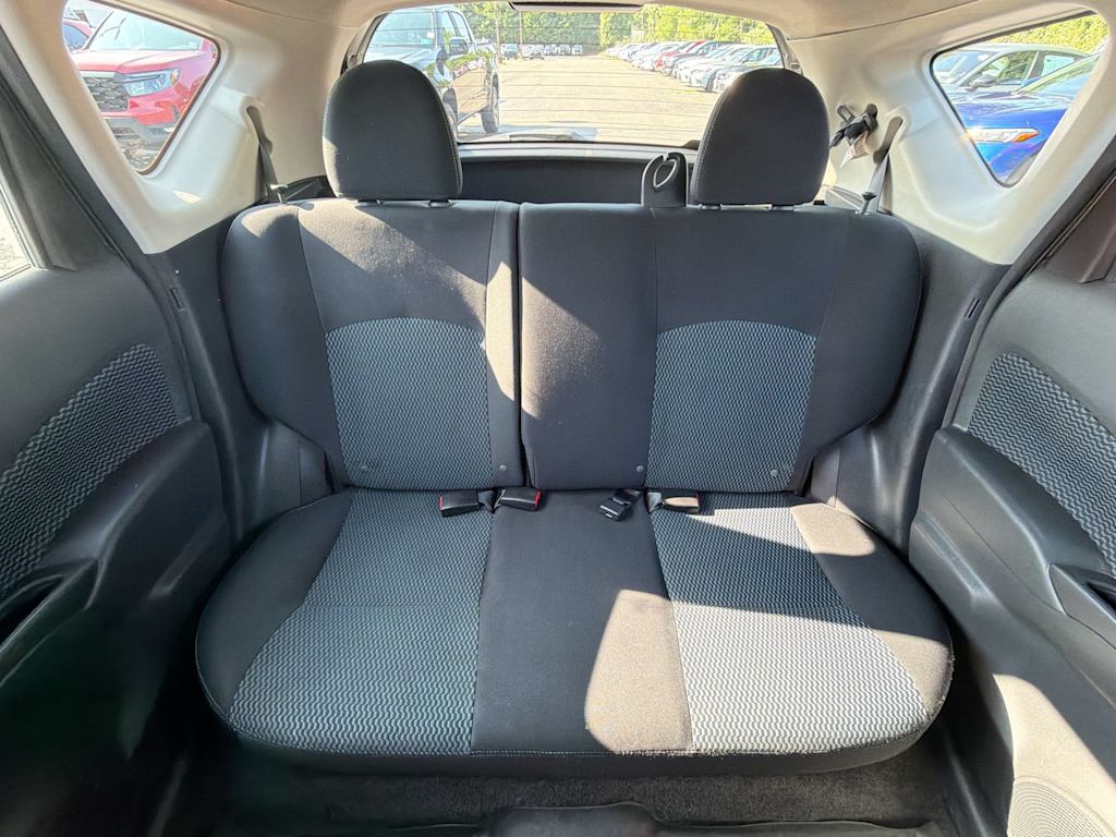 Thumbnail: 2016 Nissan Versa Note - 23