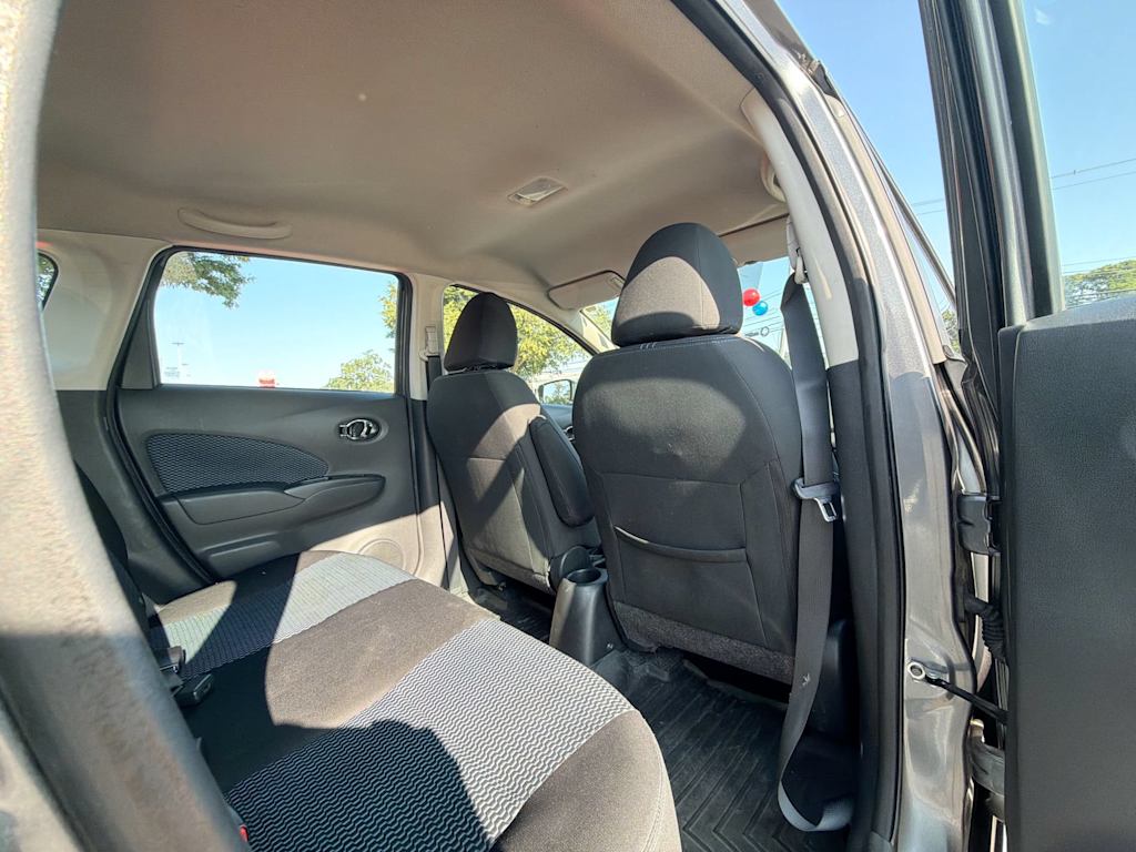Thumbnail: 2016 Nissan Versa Note - 24
