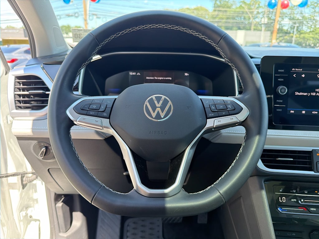 Thumbnail: 2025 Volkswagen Taos - 13