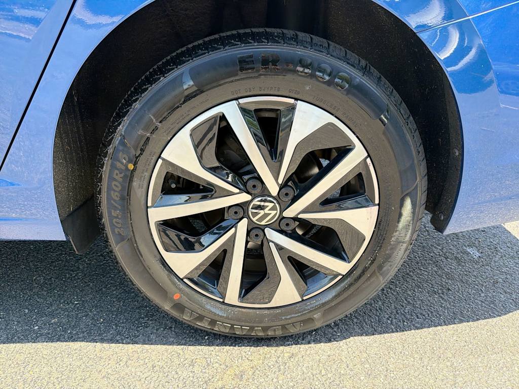 Thumbnail: 2023 Volkswagen Jetta - 8