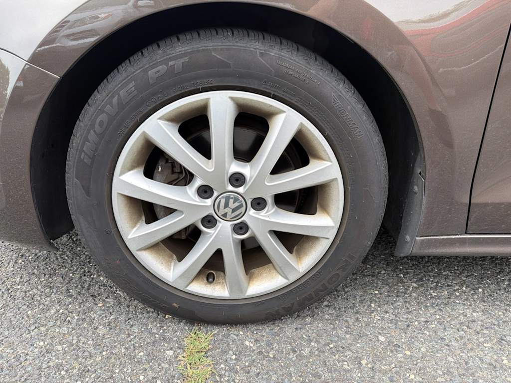 Thumbnail: 2014 Volkswagen Jetta - 8