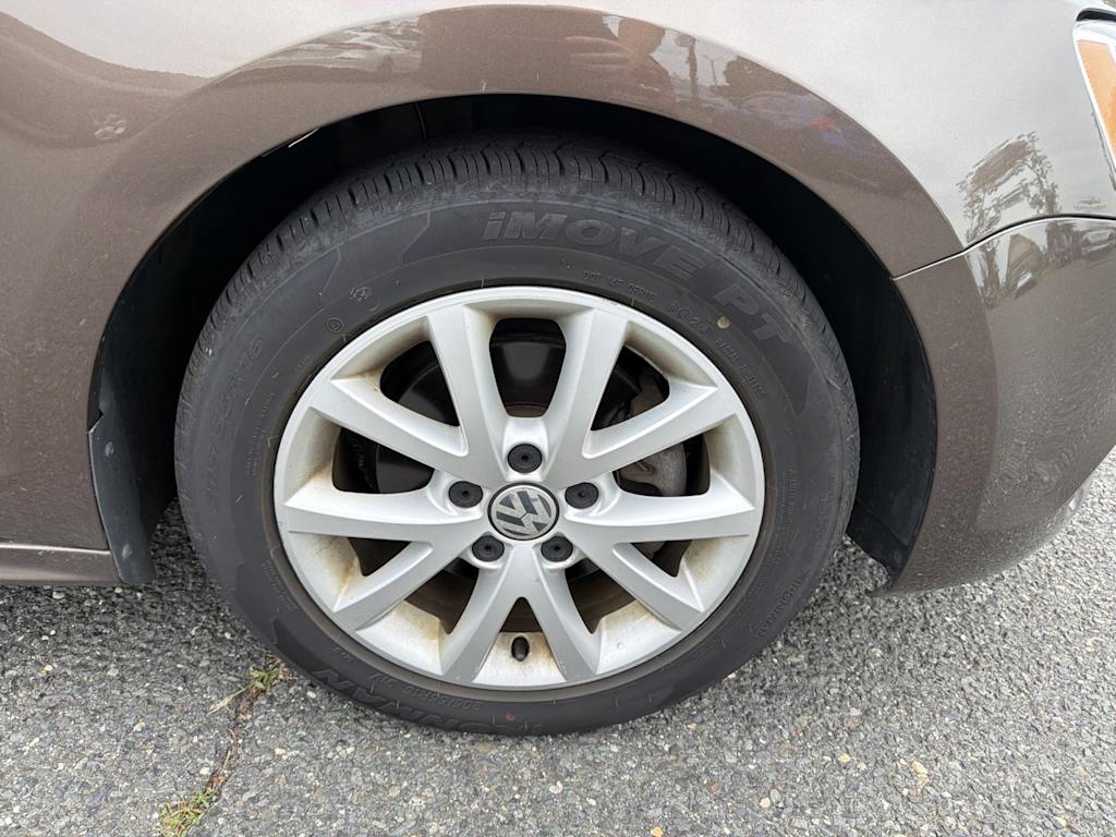 Thumbnail: 2014 Volkswagen Jetta - 24