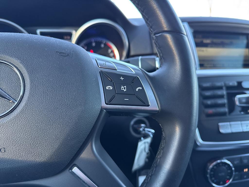 Thumbnail: 2014 Mercedes-Benz M-Class - 21