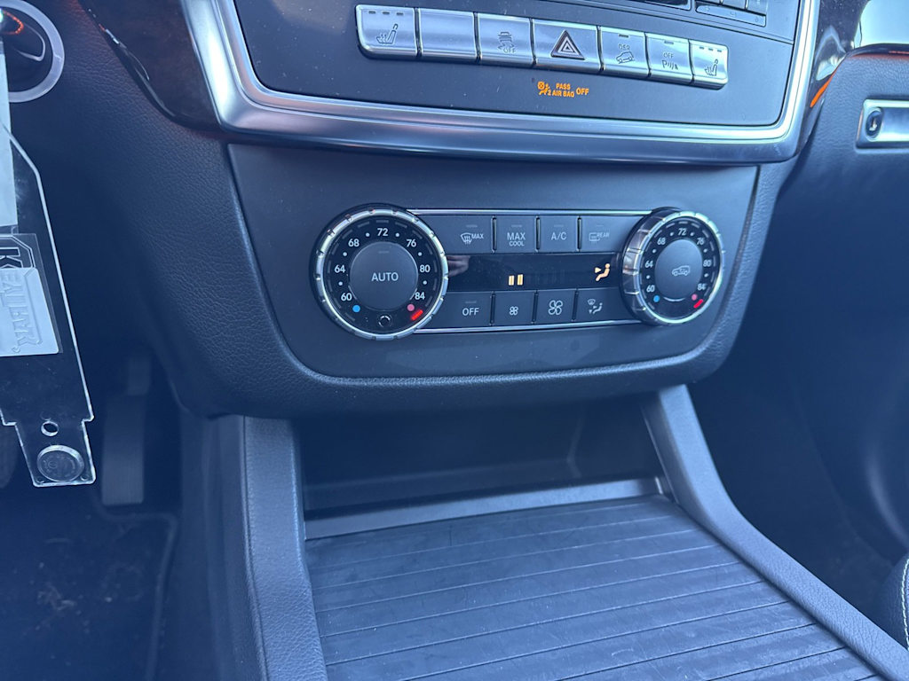 Thumbnail: 2014 Mercedes-Benz M-Class - 19