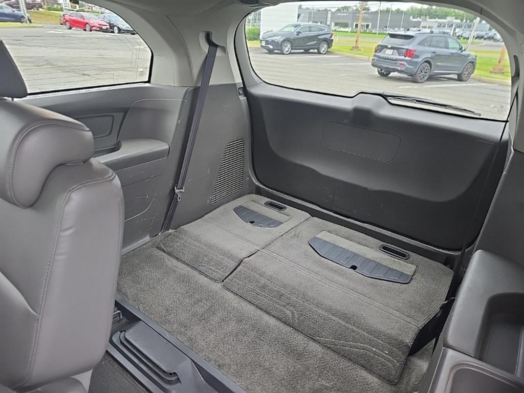 Thumbnail: 2013 Honda Odyssey - 17