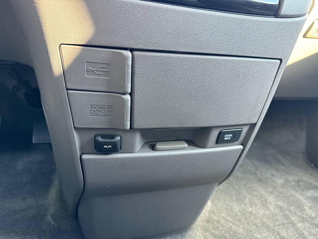 Thumbnail: 2015 Honda Odyssey - 33