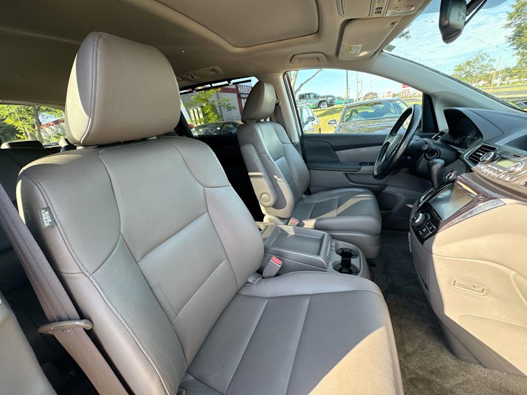 Thumbnail: 2015 Honda Odyssey - 26