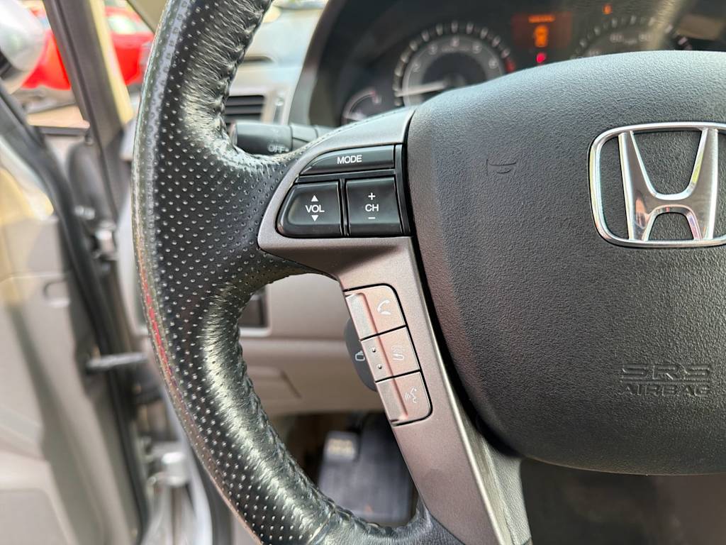 Thumbnail: 2015 Honda Odyssey - 31