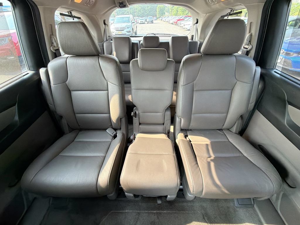Thumbnail: 2015 Honda Odyssey - 25