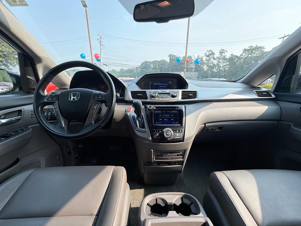 Thumbnail: 2015 Honda Odyssey - 13