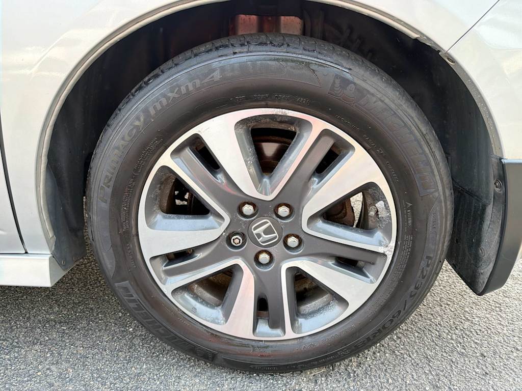 Thumbnail: 2015 Honda Odyssey - 8