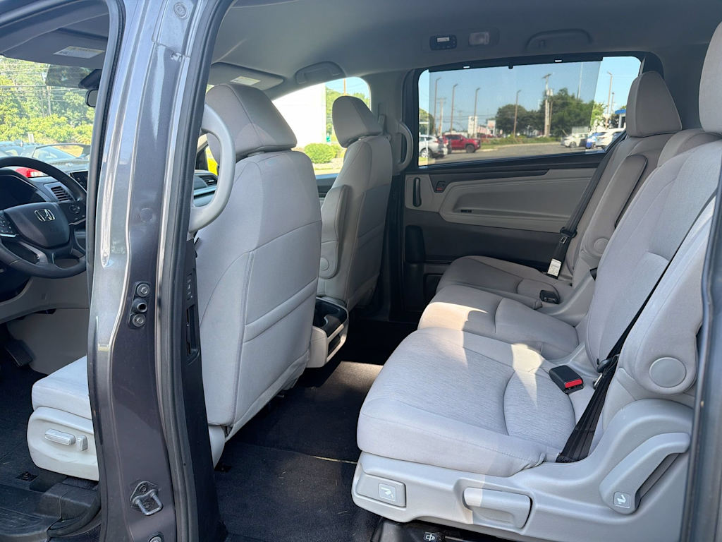 Thumbnail: 2019 Honda Odyssey - 12