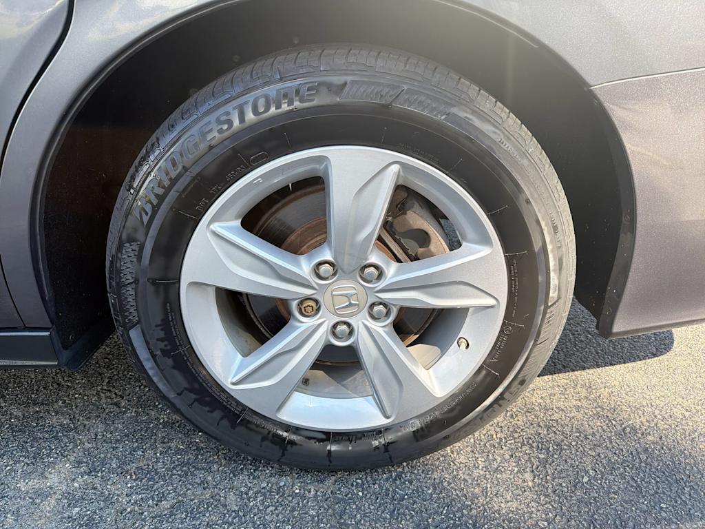 Thumbnail: 2019 Honda Odyssey - 8