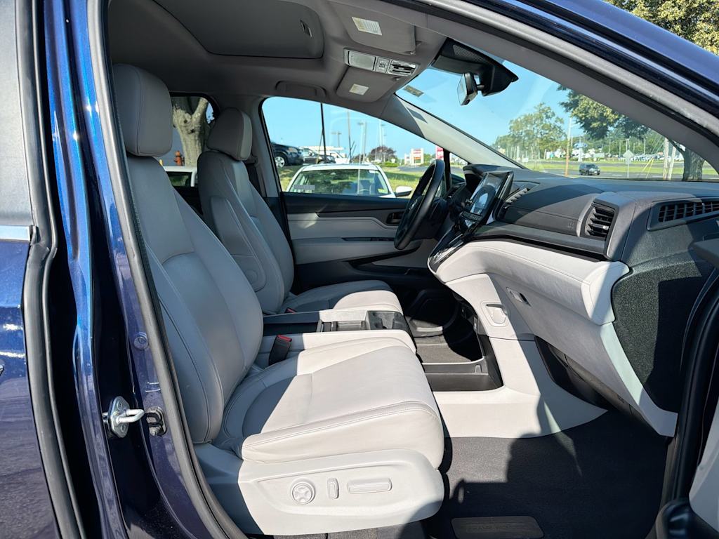 Thumbnail: 2023 Honda Odyssey - 10