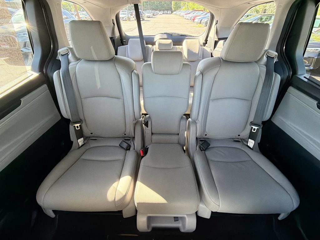 Thumbnail: 2024 Honda Odyssey - 24