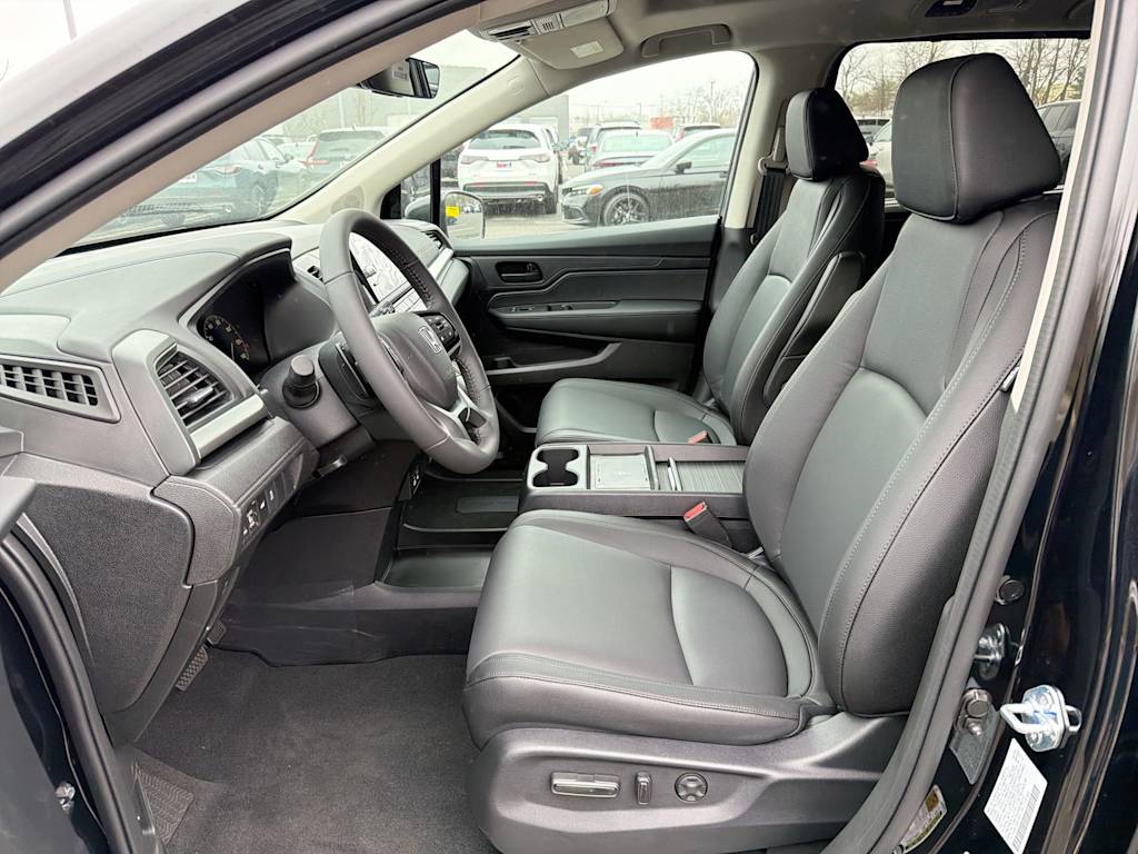 Thumbnail: 2026 Honda Odyssey - 10