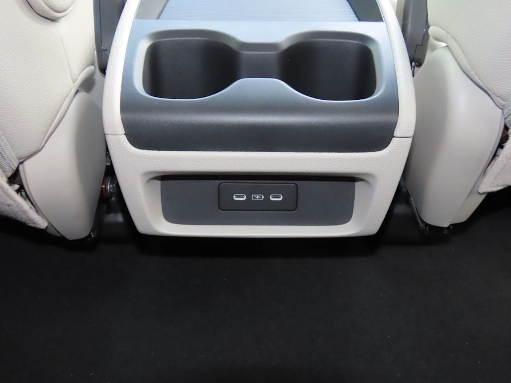Thumbnail: 2027 Honda Odyssey - 24
