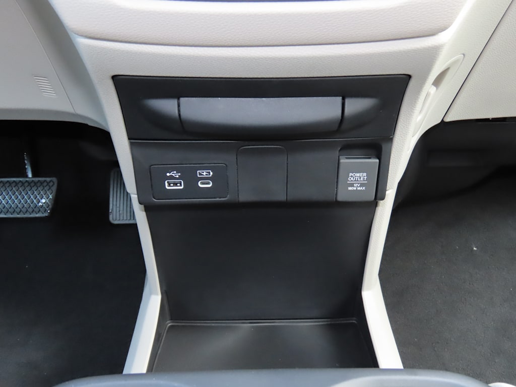 Thumbnail: 2027 Honda Odyssey - 22