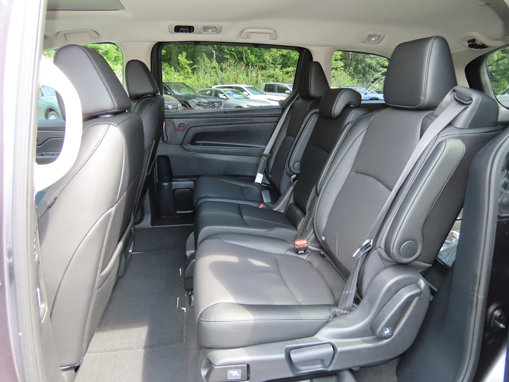 Thumbnail: 2027 Honda Odyssey - 13