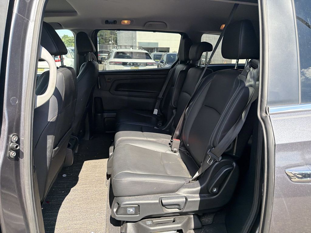 Thumbnail: 2023 Honda Odyssey - 18