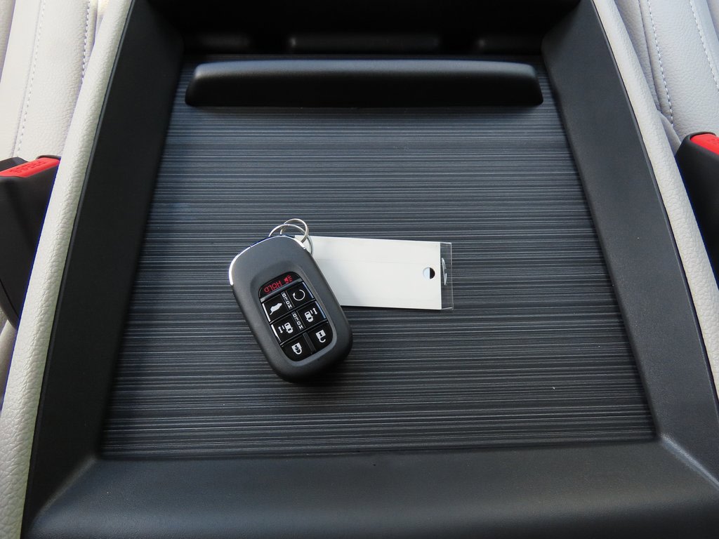 Thumbnail: 2026 Honda Odyssey - 26