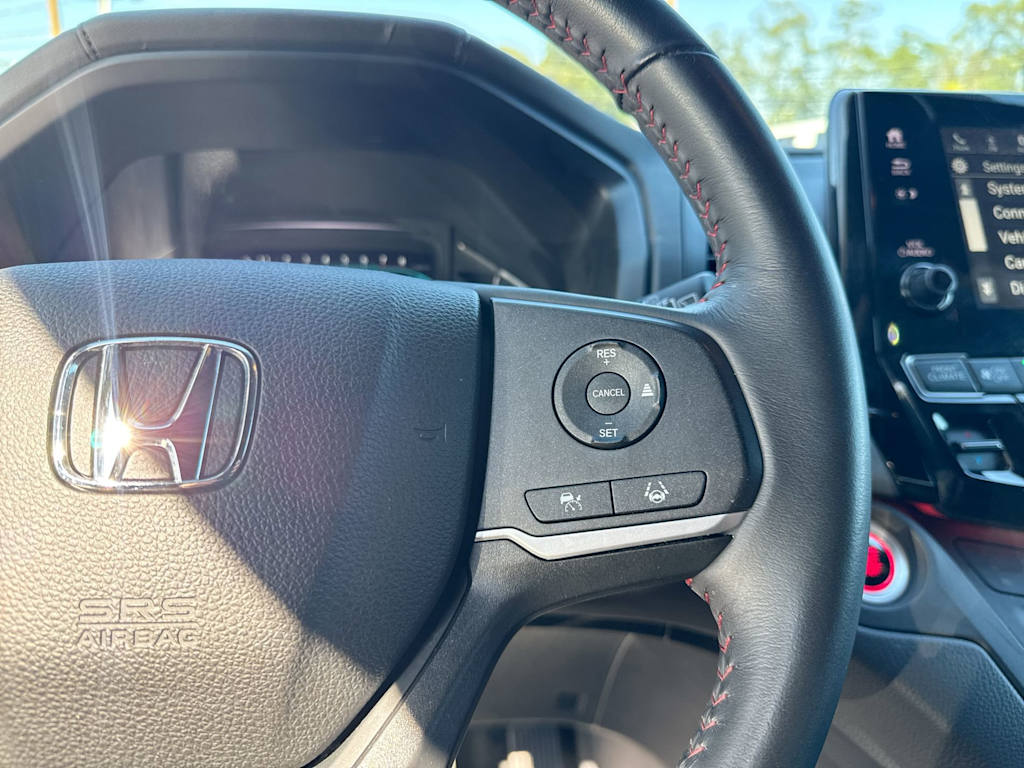 Thumbnail: 2023 Honda Odyssey - 30