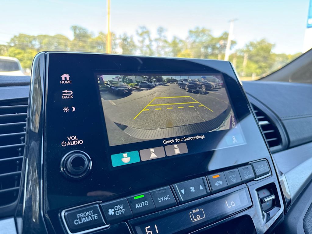 Thumbnail: 2023 Honda Odyssey - 15