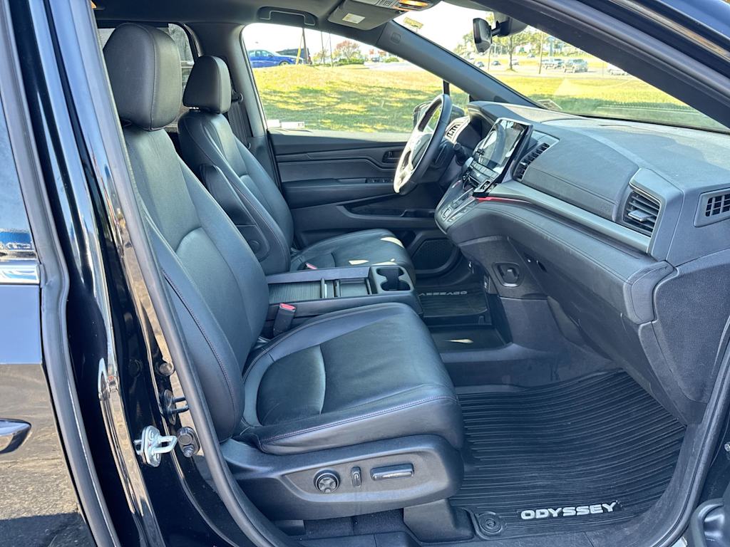 Thumbnail: 2023 Honda Odyssey - 11
