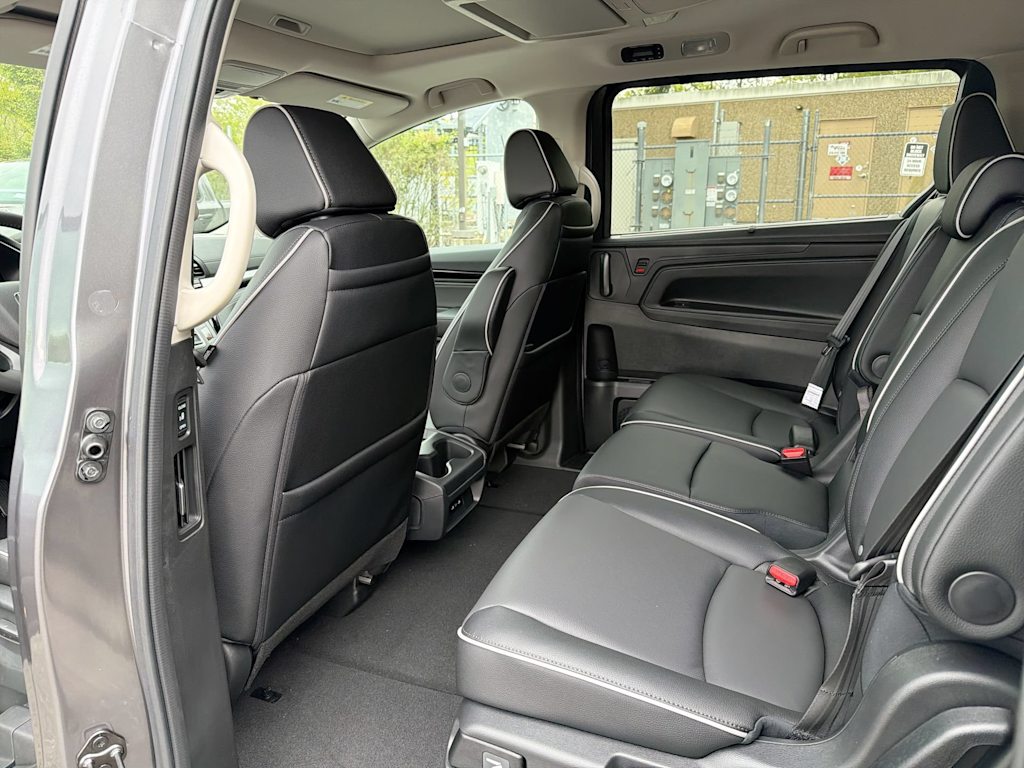 Thumbnail: 2026 Honda Odyssey - 11