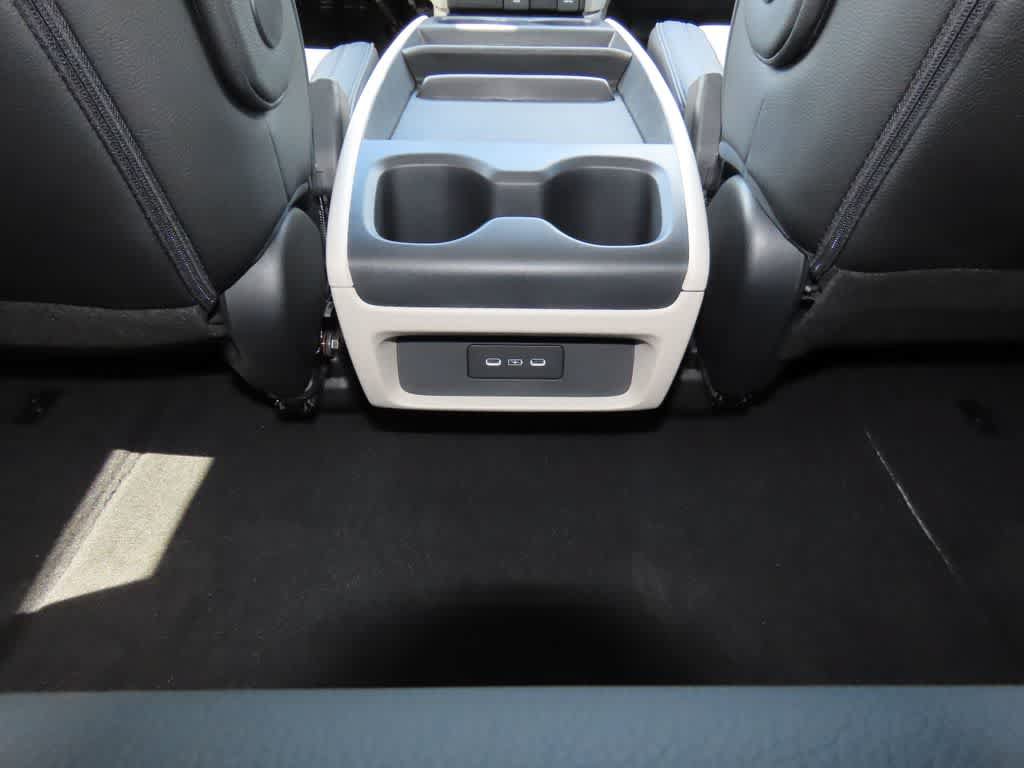 Thumbnail: 2027 Honda Odyssey - 29