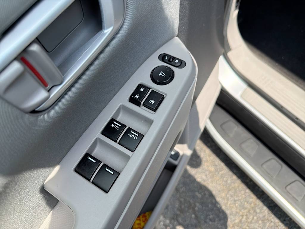 Thumbnail: 2009 Honda Pilot - 25